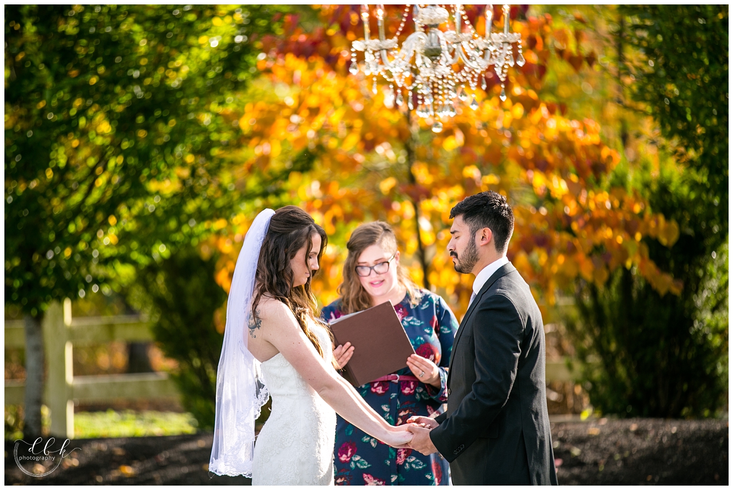 fall wedding ceremony at Filigree Farm in Buckley, Washington
