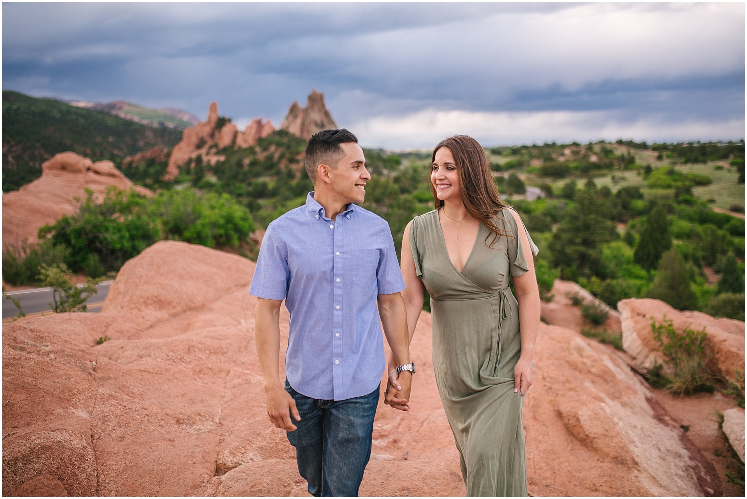 Colorado Springs engagement pictures at Garden of the Gods
