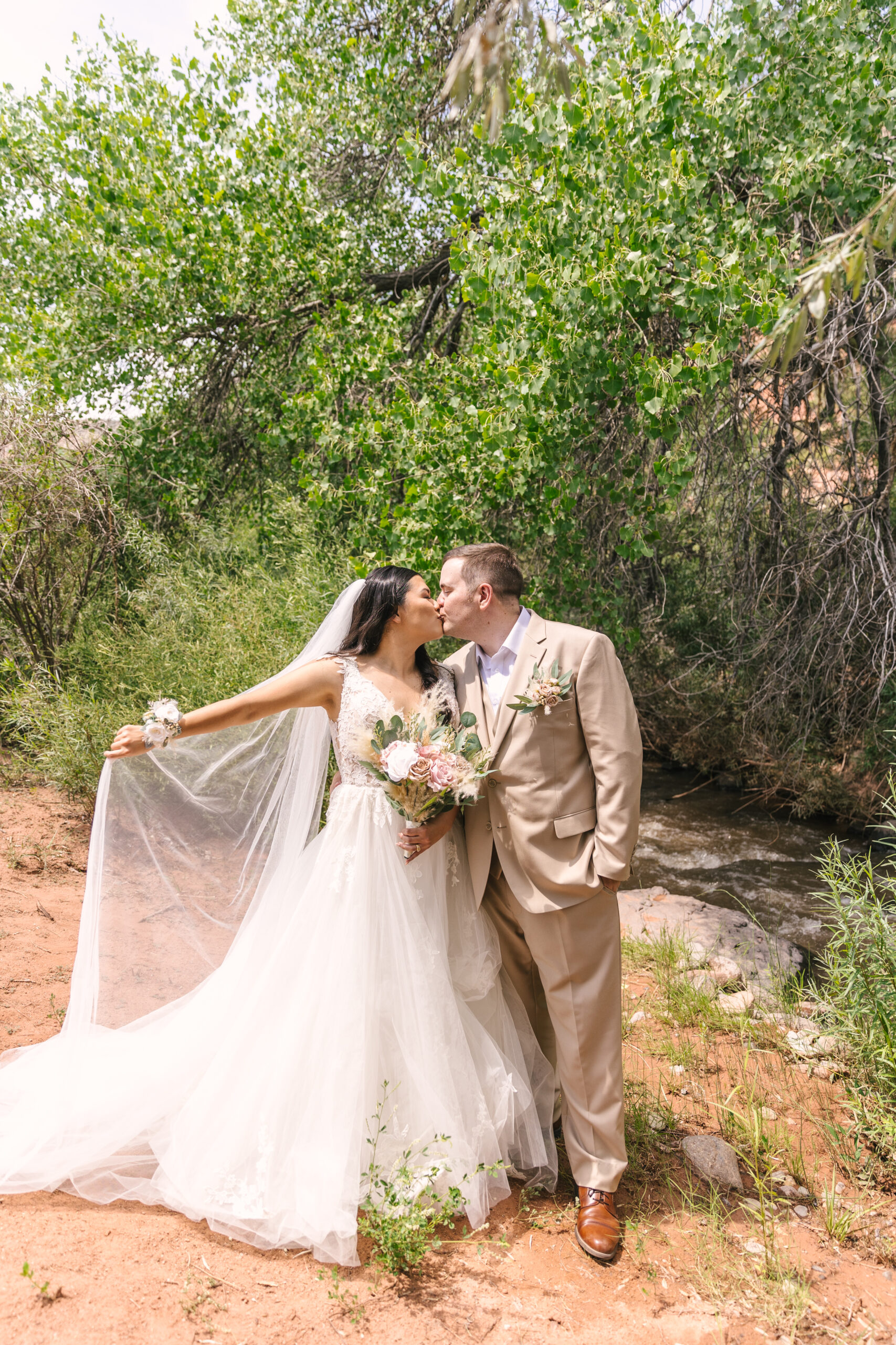 Canon del Rio wedding portraits in Jemez Springs New Mexico