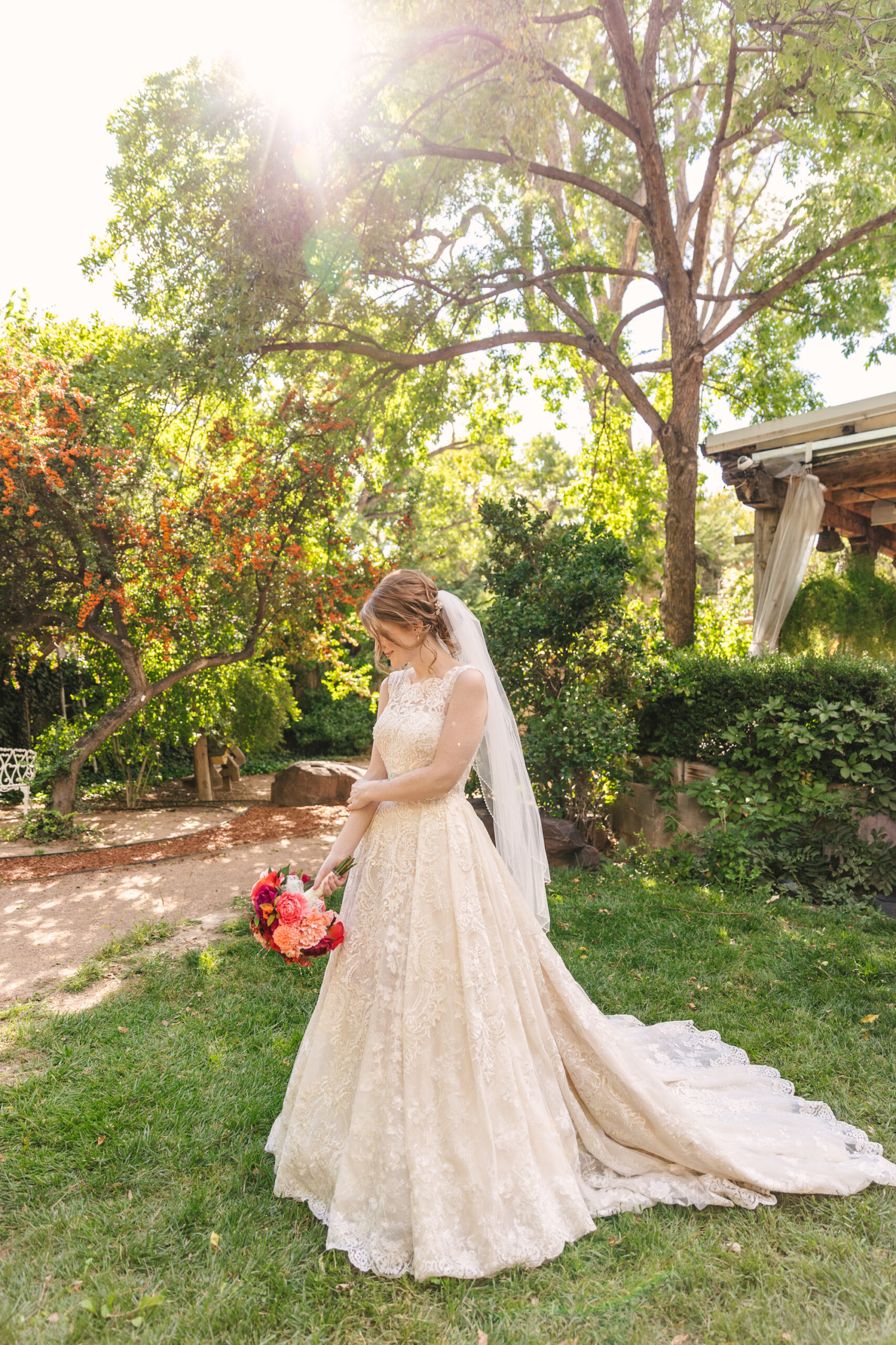 bridal portraits in the sunshine at El Pinto Restaurant