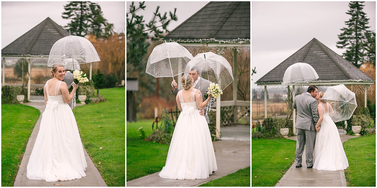 How to deal with rain on your wedding day: the first look with umbrellas.