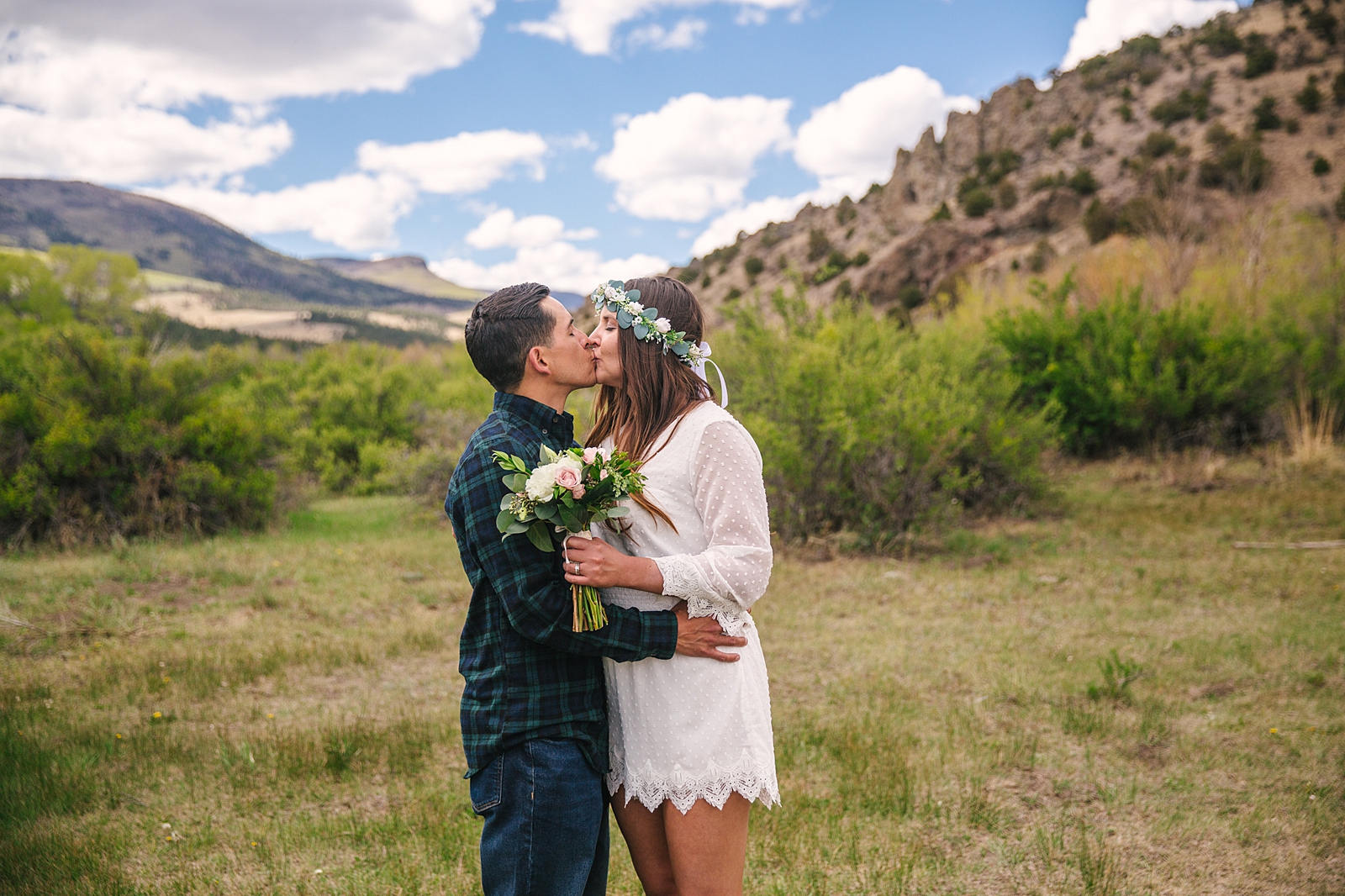 Intimate elopement in the mountains of northern New Mexico near Taos